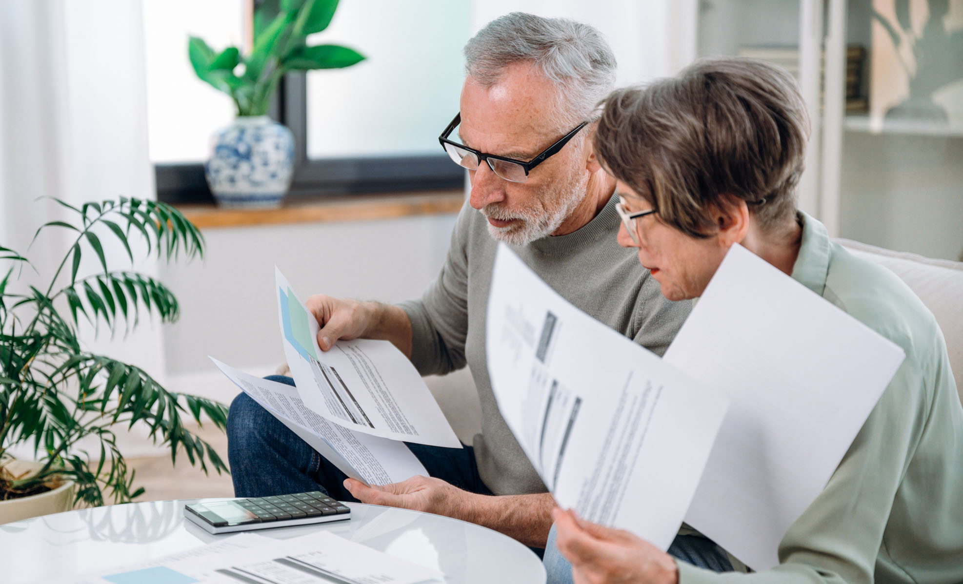 9 tips for choosing a health plan during open enrollment season